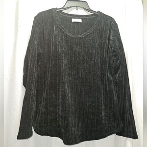 Jo & Bette Black Fleece Long Sleeve Pajama Top!